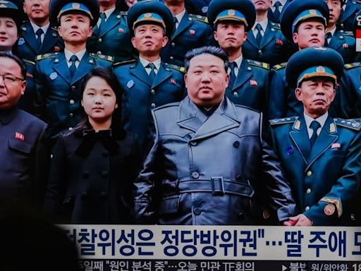 Kim Jong Un Is Already Training His Preteen Daughter to Take Over Country