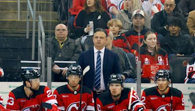 Green named coach of NHL Senators as Bannister to guide Blues