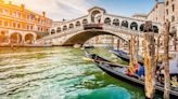 Venecia, ciudad de enamorados, suspiros, peste y palacios malditos