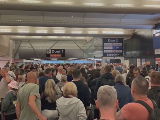 All flights from two Manchester Airport terminals cancelled after power cut | ITV News