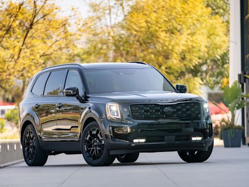 Kia Recalls 462,869 Telluride SUVs Over Fire Concerns, Orders Owners to Park Outside