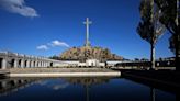 Spain fires captain whose soldiers knelt at Franco memorial