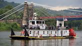 Eucharistic pilgrimage boards ‘sternwheeler,’ travels down Ohio River