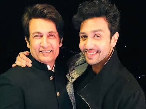 Adhyayan Suman Reveals He Was Possessed By Shekhan Suman’s Spirit On...Adhyayan Suman Reveals He Was Possessed By Shekhan Suman’s Spirit On...