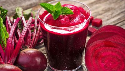 El jugo de verduras que es un "potente antioxidante", mejora la circulación y baja la presión arterial