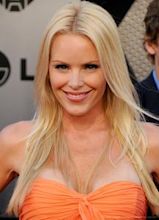 Gena Lee Nolin