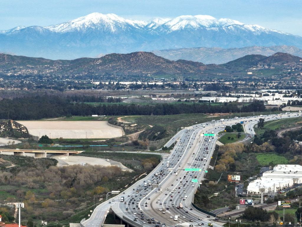 Connectors at Highways 91, 71 in Corona to close overnight Monday