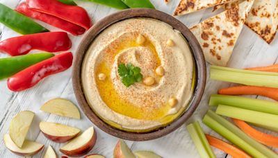 Jamie Oliver's simple 5-ingredient hummus couldn't be easier to make