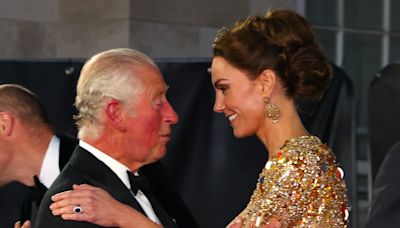 Kate Middleton faz história ao receber novo título da realeza de Charles em meio à luta contra câncer dos dois