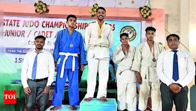 Divyansh & Dilraj win gold at Chhattisgarh State Judo Championship | Raipur News - Times of India