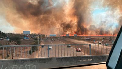 Incendios fuera de control en Córdoba: el fuego avanzó rápidamente en La Calera y se acerca a las casas