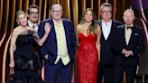‘Modern Family’ Reunion At SAG Awards Has Cast Missing Money, Talking Reboot & Taking Swipe At ‘The Gilded Age’