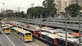 Motoristas e cobradores aprovam greve de ônibus em São Paulo nesta sexta-feira