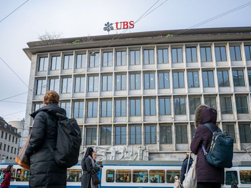 UBS Won Double Digit Market Shares in CS Takeover, Watchdog Says