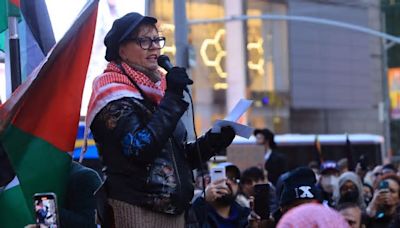 Susan Sarandon joins Quds Day rally in New York City