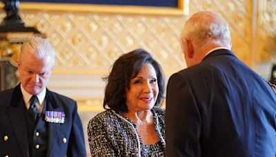 Dame Shirley Bassey 'forgot to curtsy' during her investiture