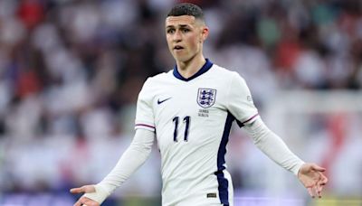 Theo Walcott wants 'fearless' England star to replace Phil Foden in Denmark game