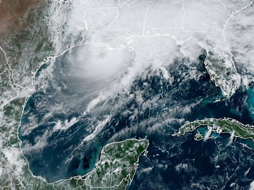 Live webcams: Watch as Hurricane Francine approaches Mississippi Coast as Category 2 storm