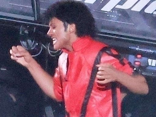 Michael Jackson’s Nephew Jaafar Channels the King of Pop While Recreating ‘Thriller’ Music Video for Upcoming Biopic