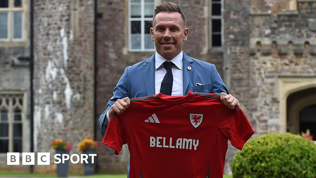 Craig Bellamy: Aaron Ramsey tips new Wales boss for success