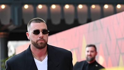 Travis Kelce takes on new role as host of 'Are You Smarter Than a Celebrity?' He joins a roster of athletes helming game shows.