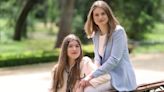 La princesa Leonor y la infanta Sofía, embajadoras de dos marcas ‘low cost’ españolas en el 20 aniversario de bodas de Felipe y Letizia