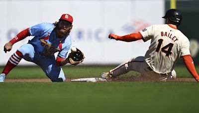 What we learned as Cardinals' infield errors help Giants win