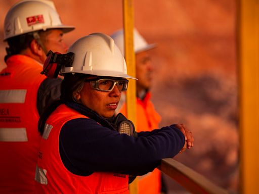 Antofagasta Minerals abre nueva ofertas laborales: estas son las vacantes vigentes para junio en Chile