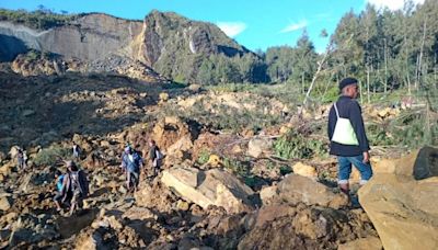 Massive landslide hits Papua New Guinea, many feared dead