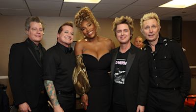 Serena Williams lets loose at Green Day's Los Angeles show | Tennis.com