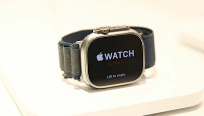 Man Swept Out To Sea Calls Emergency Services On His Apple Watch