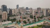 Promotoras chinas ofrecen descuentos inmobiliarios a cambio de sandías o ajos