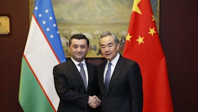王毅晤烏茲別克外長 冀雙方加強經貿、反恐等領域合作 - RTHK