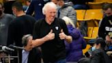 Bill Walton, who died Monday, was winter late-night winter medicine for the soul