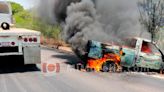 Reportan bloqueos carreteros y quema de vehículos en Tierra Caliente tras operativo