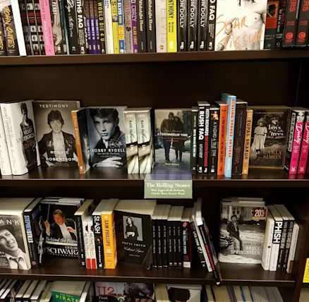 barnes-noble-booksellers-carle-place- - Yahoo Local Search ...