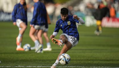 Tres futbolistas renuncian a selección femenina de Argentina por mala alimentación y falta de pago