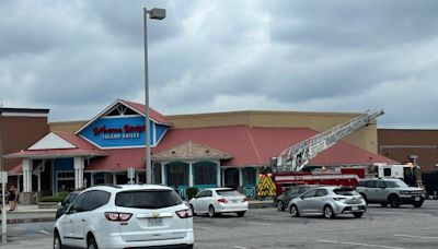 Fire breaks out at Bahama Breeze at Pembroke Square in Virginia Beach