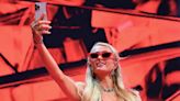 En fotos: del look “sirenita” de Kate Hudson al rústico elemento de Paris Hilton para hacerle frente al calor