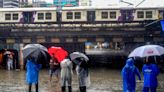 Heavy rain: IMD 'red alert' for Mumbai; waterlogging in Delhi | 10 points