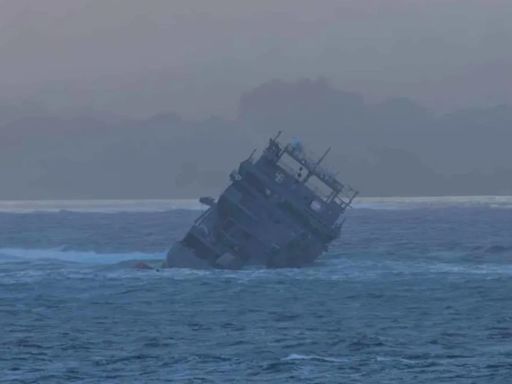 $63 million Royal New Zealand Navy ship capsizes and sinks off Samoa