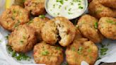 Maryland Vs Louisiana Crab Cakes: Everything You Need To Know, According To Chefs