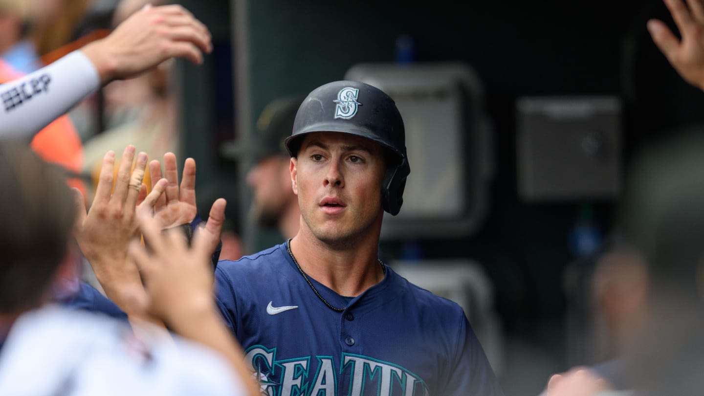 Dylan Moore Sets Painful Mariners' Team Record in Win on Sunday