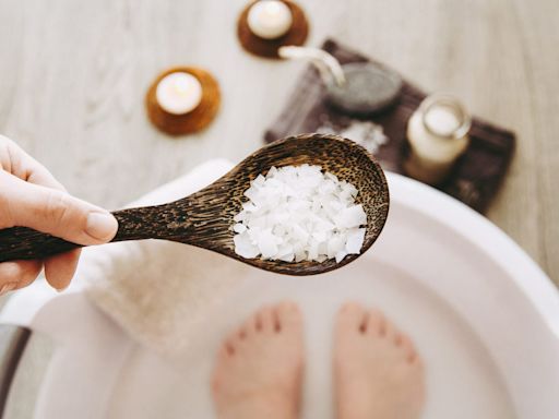 Why this neuroscientist swears by bathing in magnesium flakes to reduce stress and boost mood