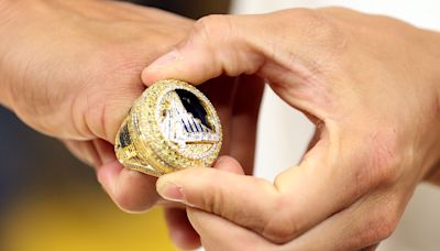 ¿Cuánto valen los anillos de campeón de la NBA y de qué están hechos?