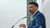 Texas evangelical pastor Tony Evans steps down from church, cites unnamed 'sin'