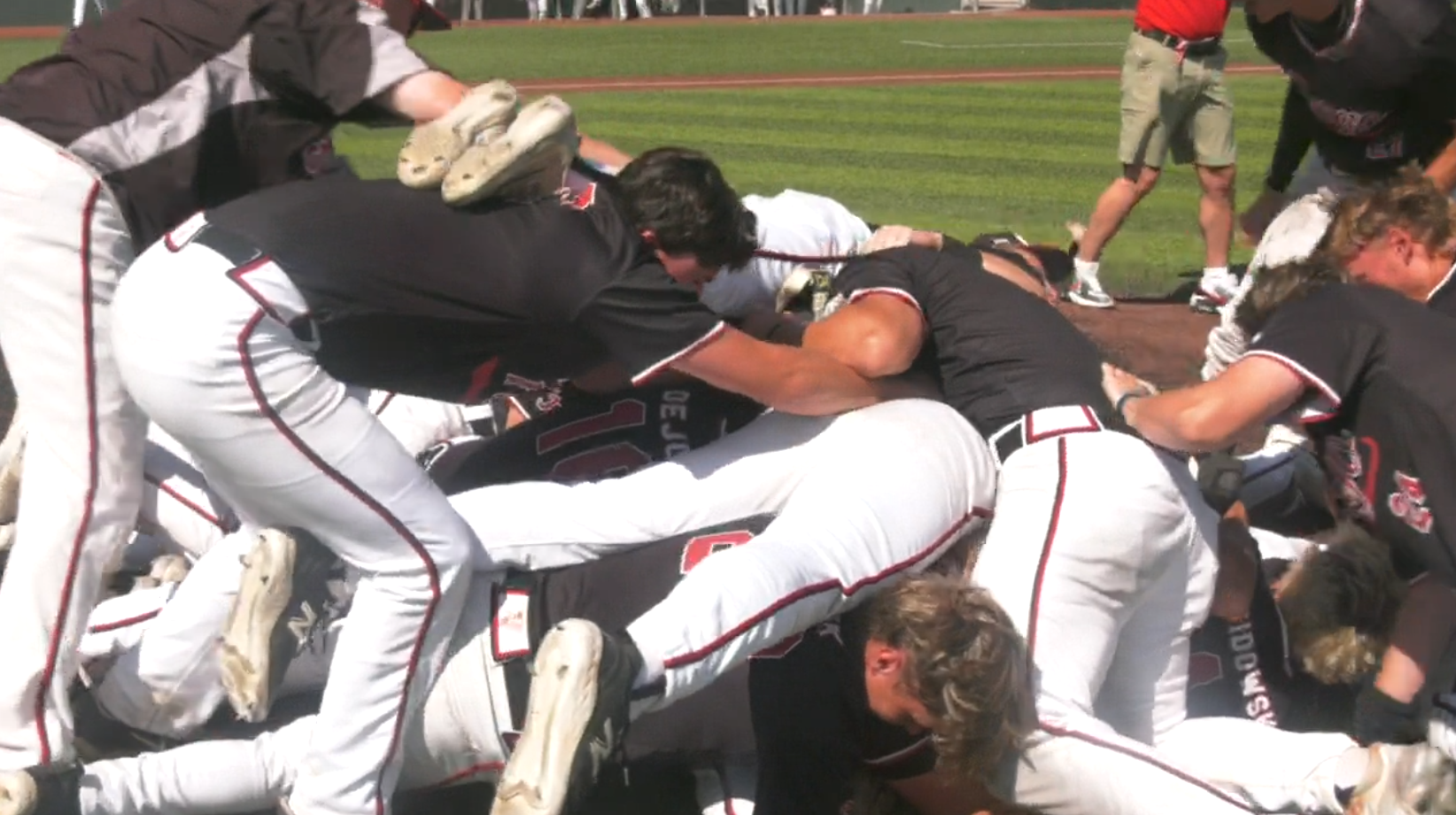 Fargo Post 2 wins Central Plains Regional; punches ticket to Legion World Series - KVRR Local News