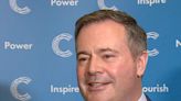 De Havilland to build airplane manufacturing plant east of Calgary, Kenney says