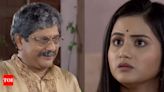 Mala Bodol: Diti reveals the truth to Gobindo - Times of India