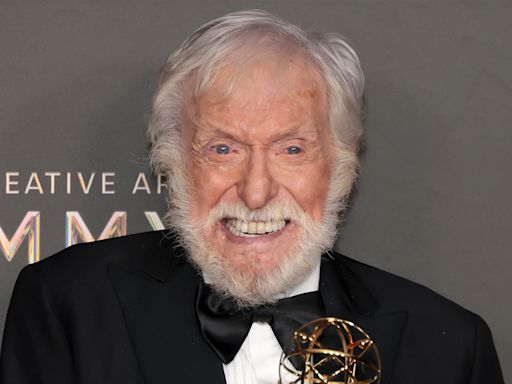 Dick Van Dyke Didn’t Win an Emmy Last Weekend — and Didn’t Break Any Records, Despite Reports